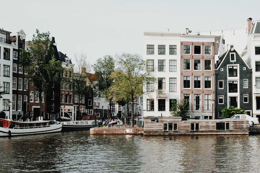 Do’s and don’ts of buying an apartment in Amsterdam